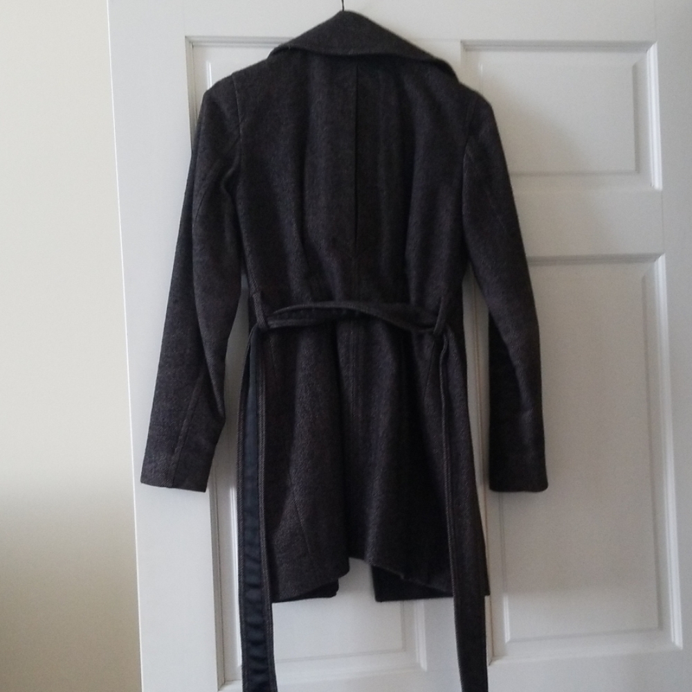 Coat - Picture 3 of 3